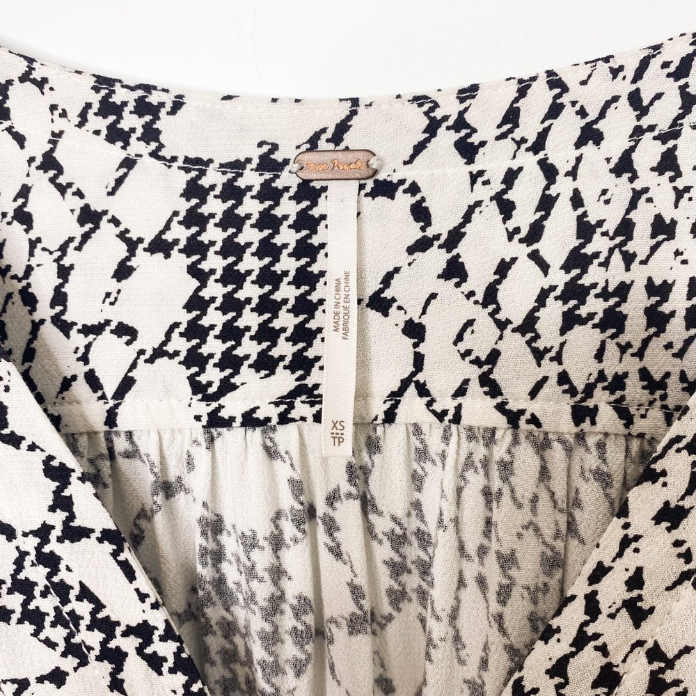 Free People Black and White Snakeskin Pattern Sweet On You Blouse - Picture 7 of 9